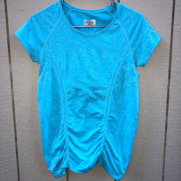 Athleta Tops - Athleta blue "fast track" shirt size medium